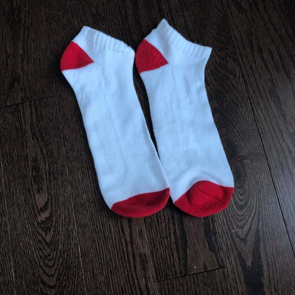 New Socks of different styles at very cheap price - Picture 6 of 6